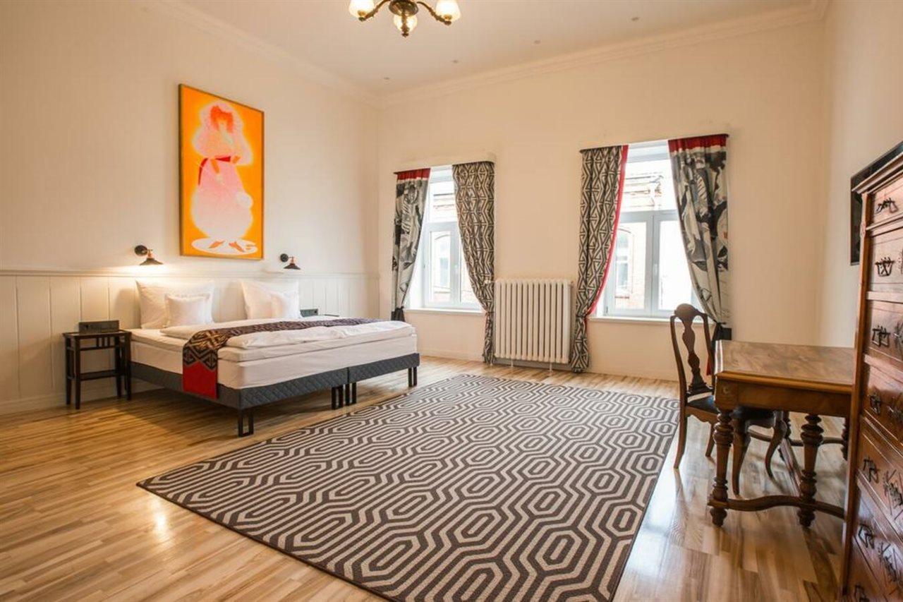Art Hotel Roma Лиепая Экстерьер фото