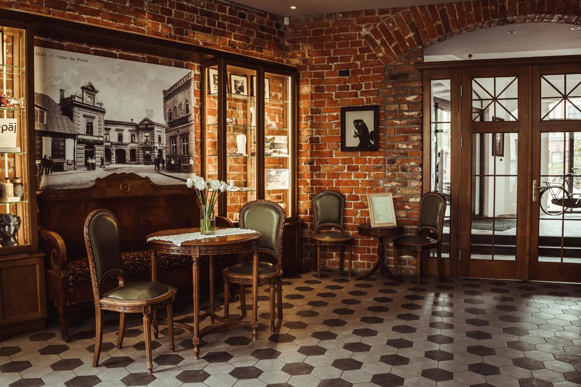 Art Hotel Roma Лиепая Экстерьер фото