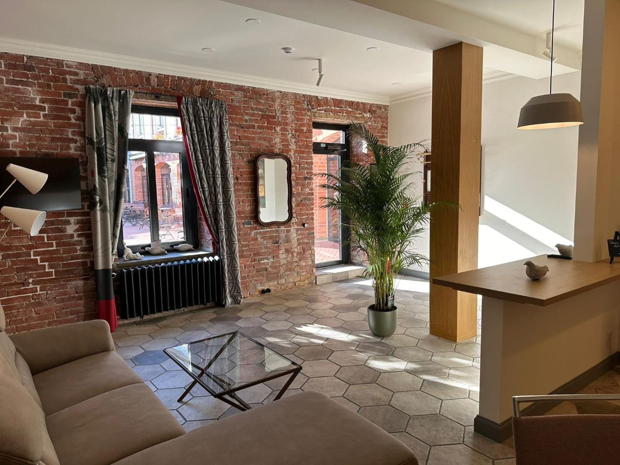 Art Hotel Roma Лиепая Экстерьер фото