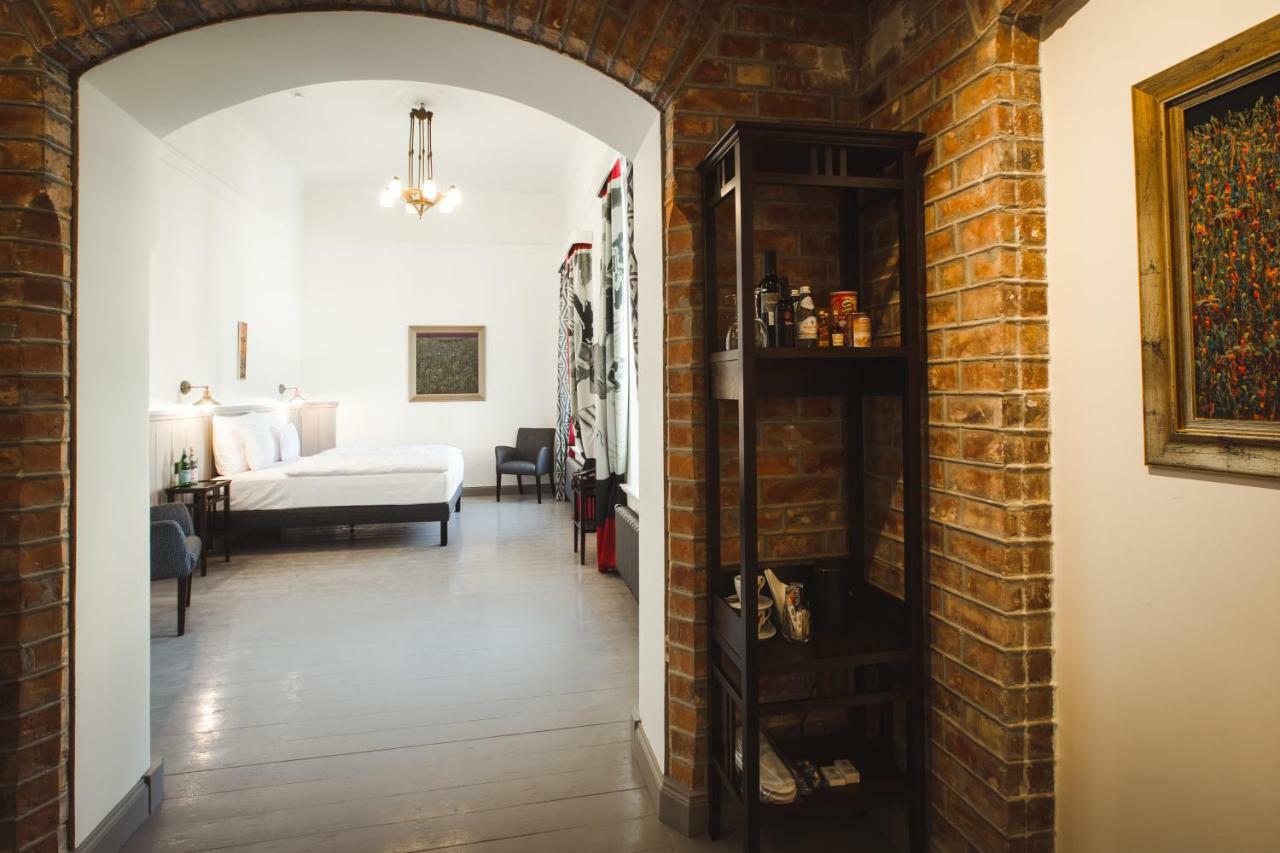 Art Hotel Roma Лиепая Экстерьер фото